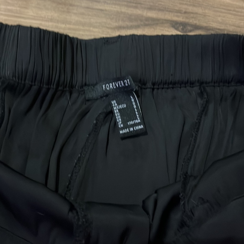 Silky Flowy Shorts - Picture 8 of 10